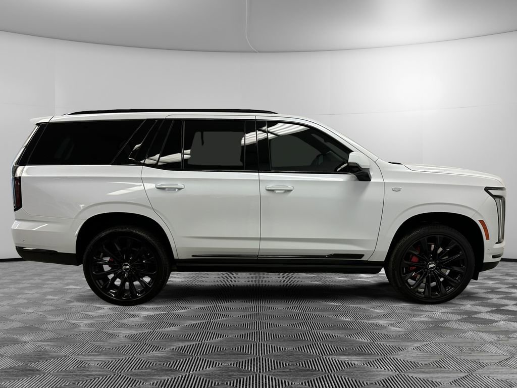 Used 2026 Cadillac Escalade Platinum Sport w/ LPO, ONYX Package image 6