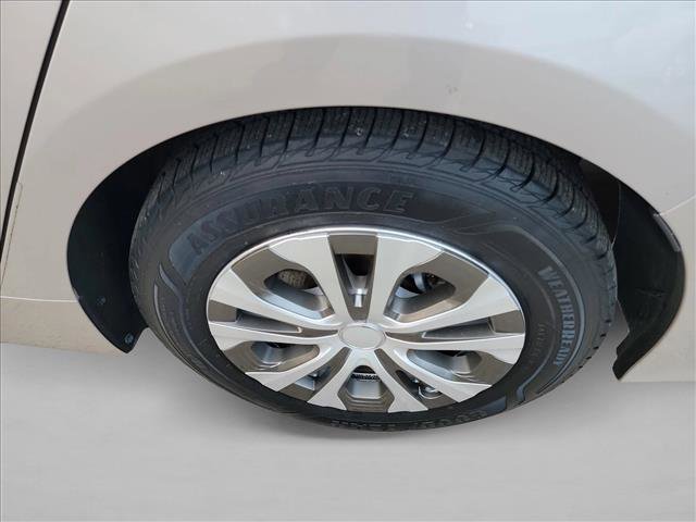 Used 2019 Toyota Prius Prime Plus image 12