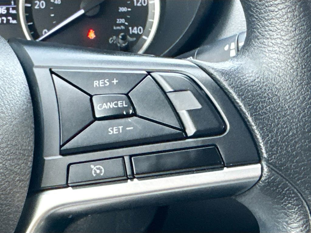 Used 2021 Nissan Versa S image 10