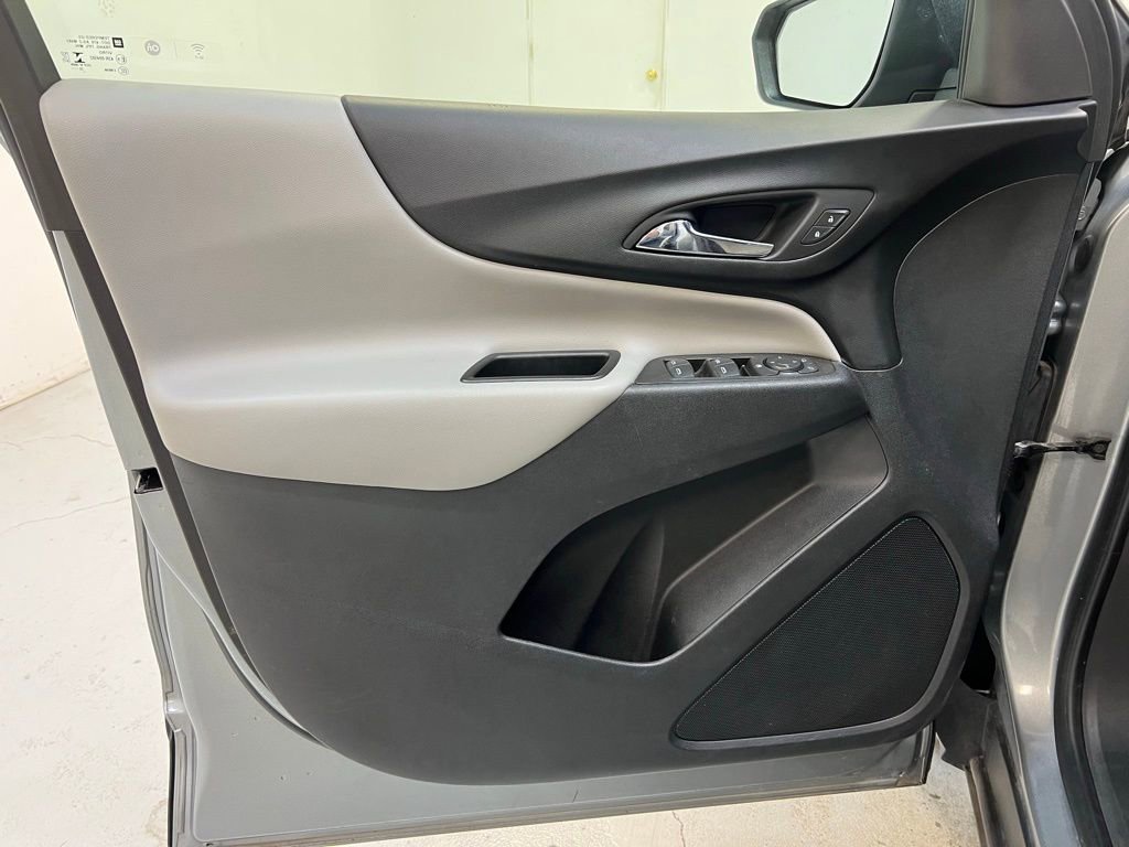 Used 2023 Chevrolet Equinox LS w/ LPO, Floor Liner Package AWD/4WD image 14