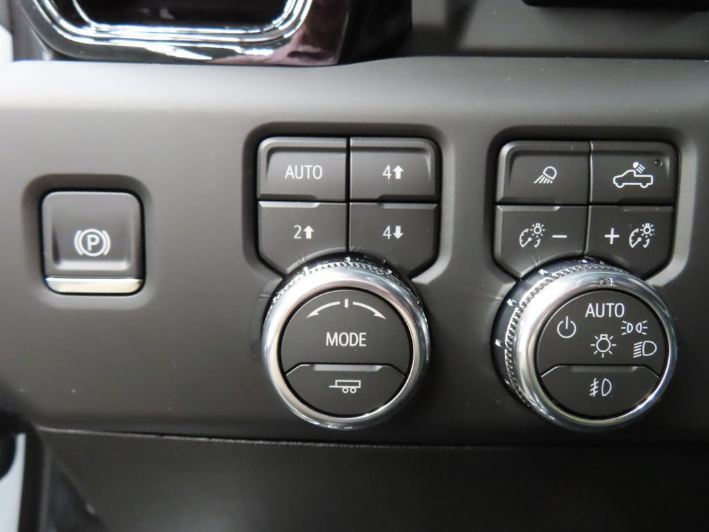 Used 2026 GMC Sierra 2500 AT4 w/ AT4 Premium Plus Package AWD/4WD image 66