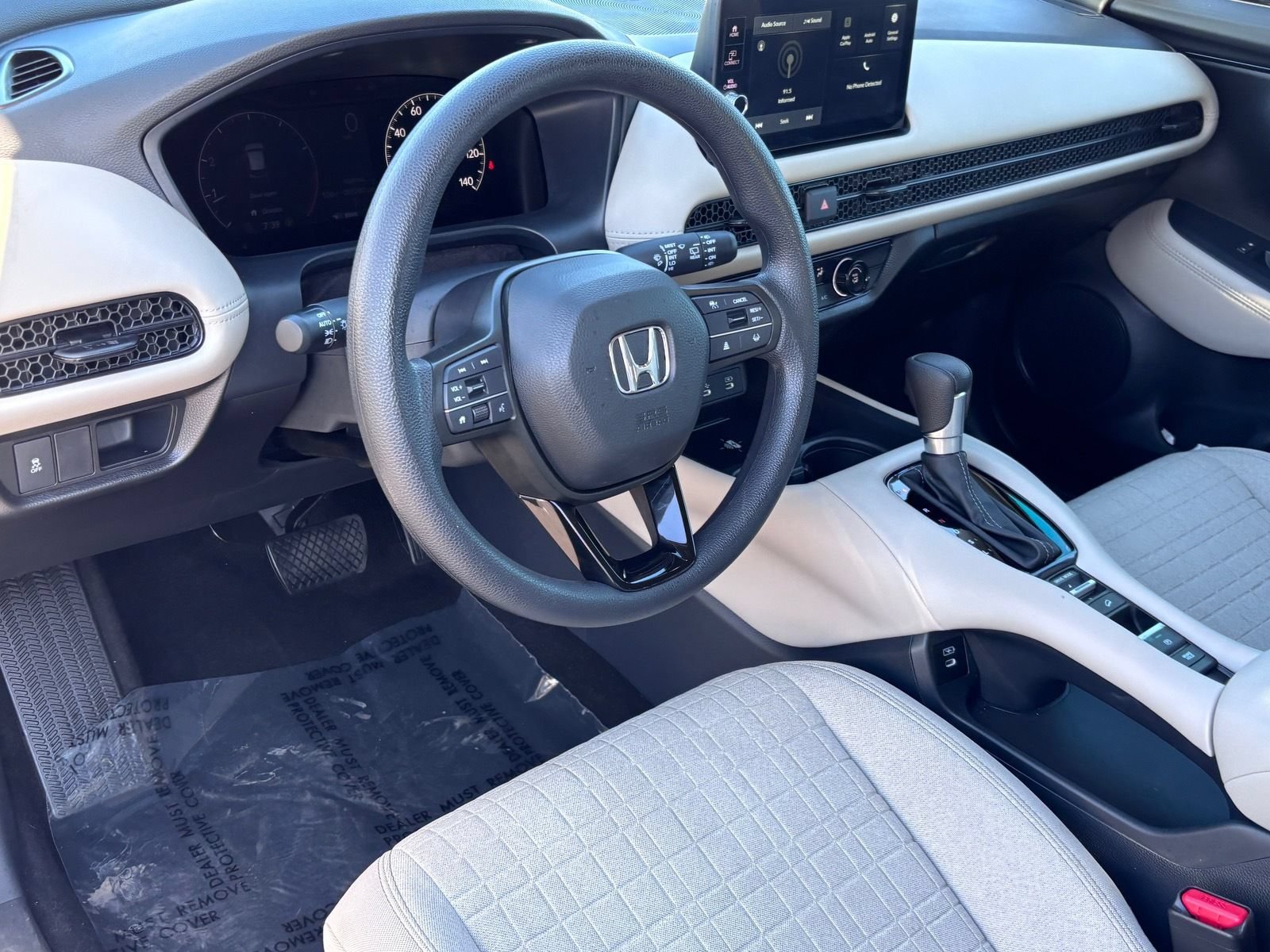 Certified 2026 Honda HR-V LX image 17