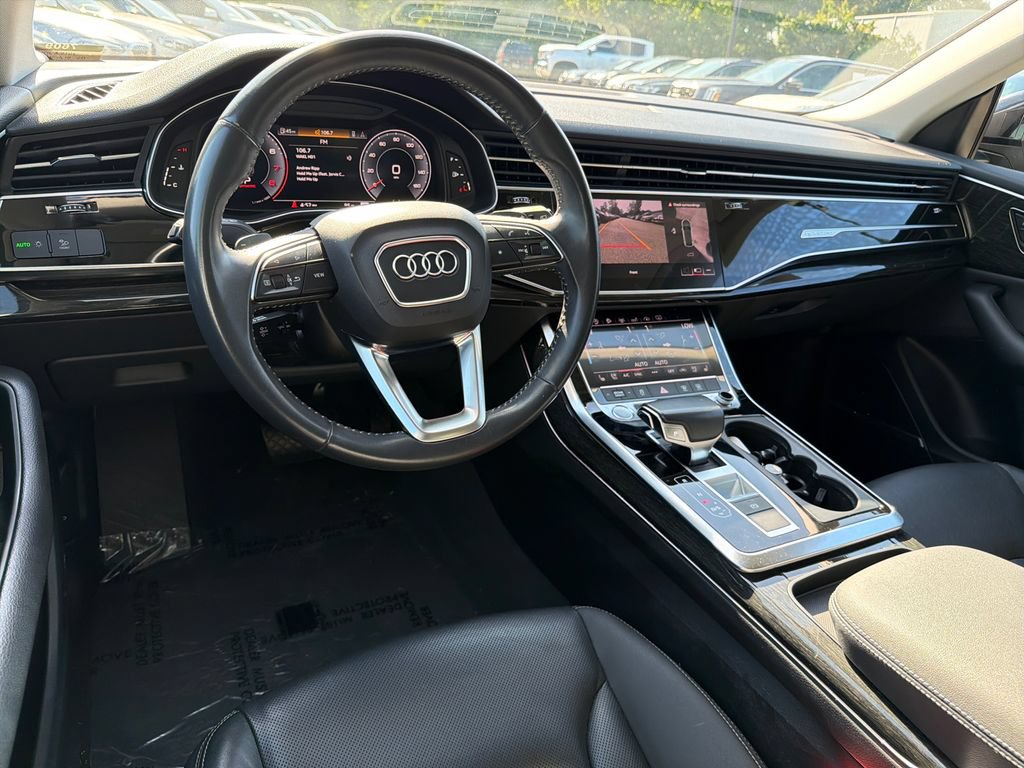 Used 2019 Audi Q8 Premium Plus w/ Premium Plus AWD/4WD image 22