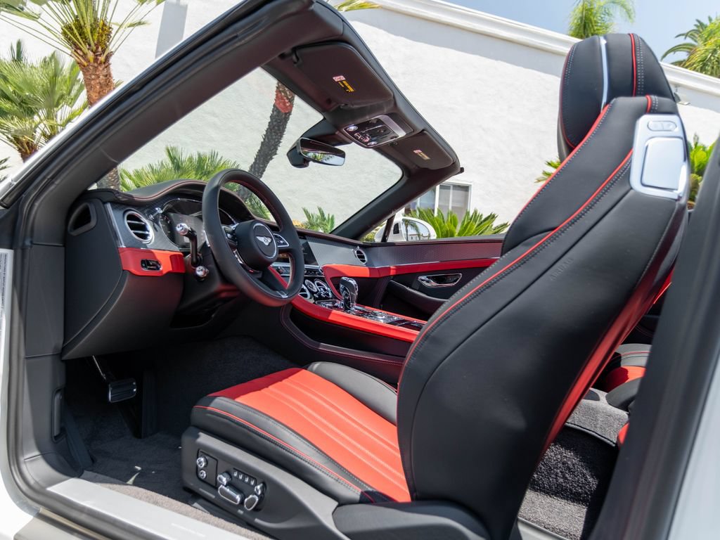 New 2026 Bentley Continental GT Mulliner AWD/4WD image 2