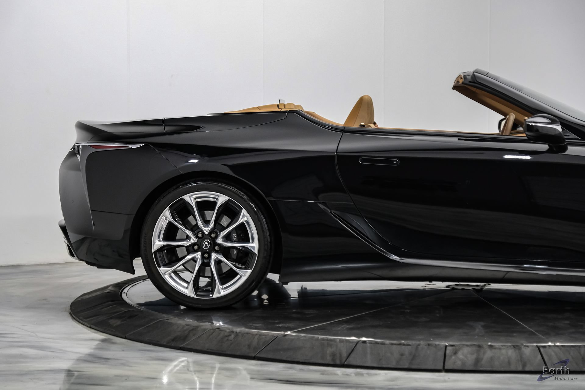 Used 2021 Lexus LC 500 Convertible w/ Touring Package RWD image 27