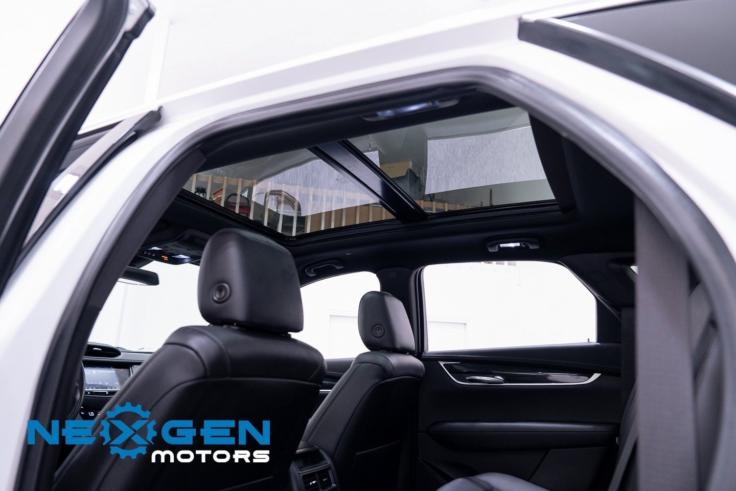 Used 2021 Cadillac XT5 Premium Luxury image 31