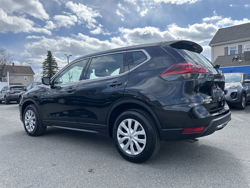 Used 2020 Nissan Rogue S AWD/4WD image 6