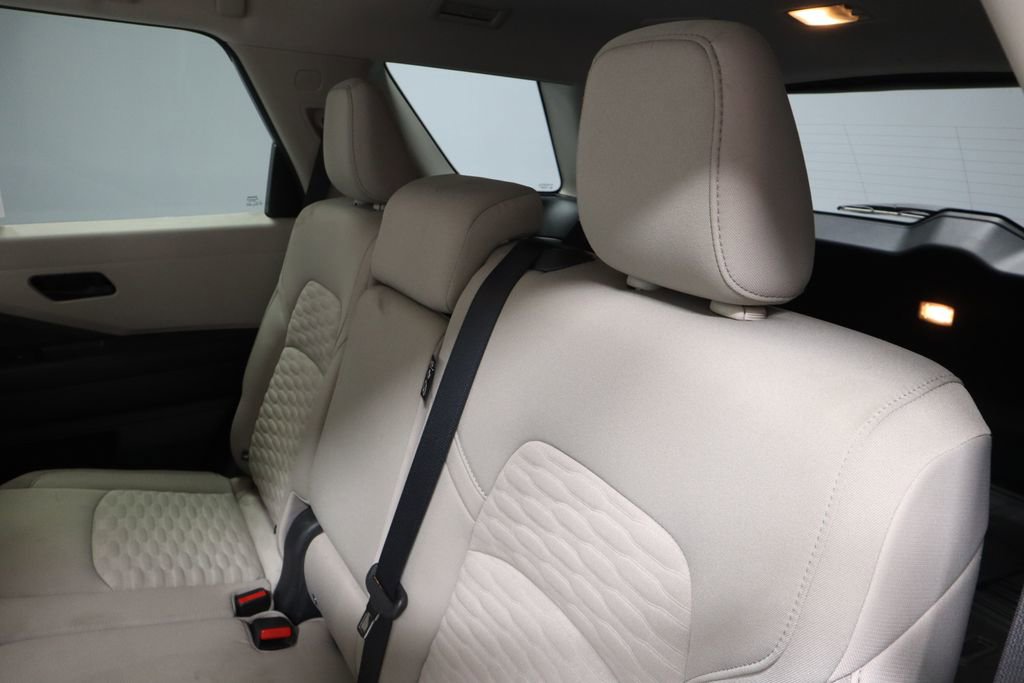 Certified 2023 Nissan Pathfinder SV w/ SV Black Package image 22
