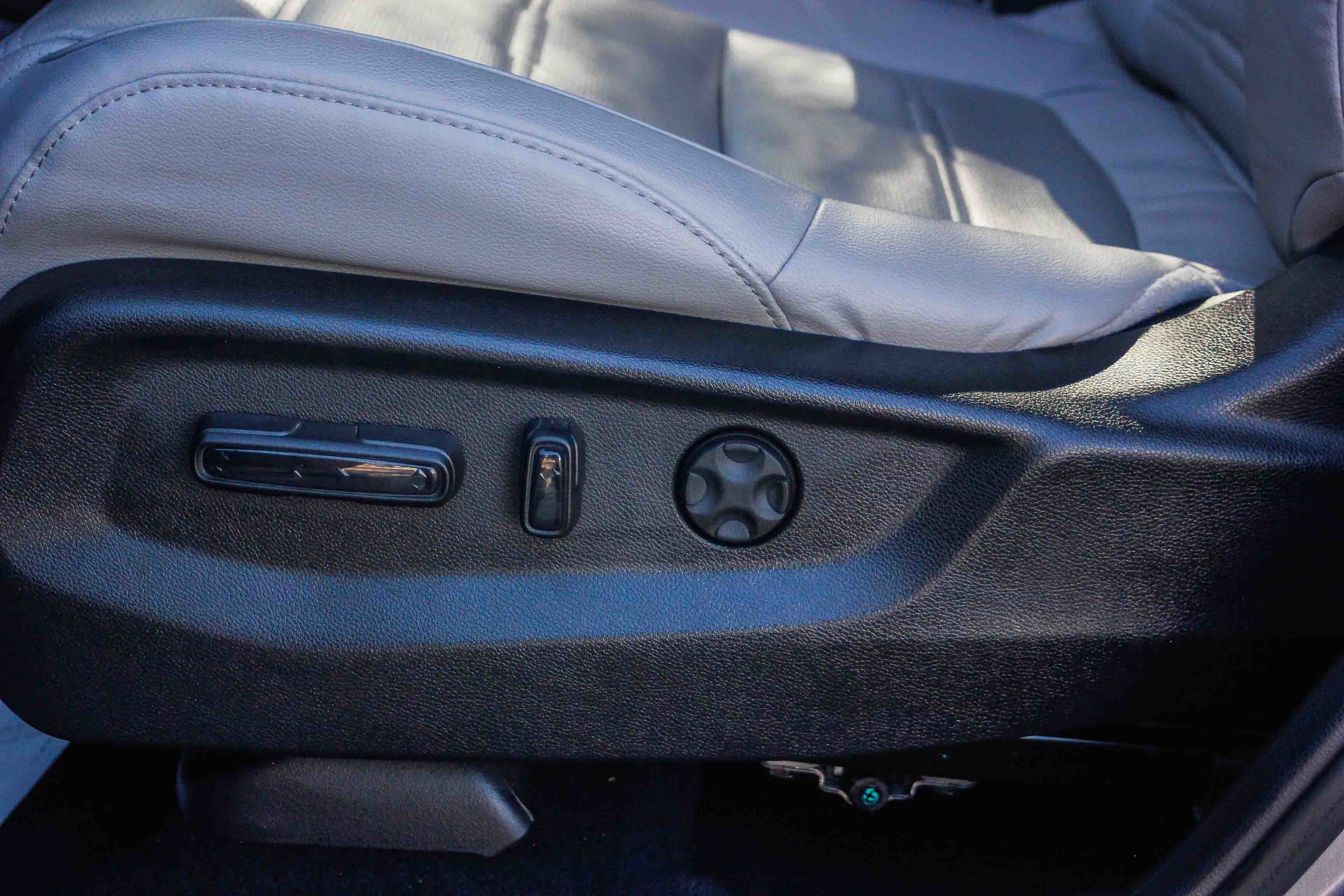 Used 2018 Honda CR-V Touring image 21