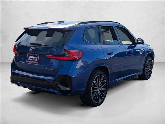 Used 2024 BMW X1 xDrive28i w/ Premium Package image 5