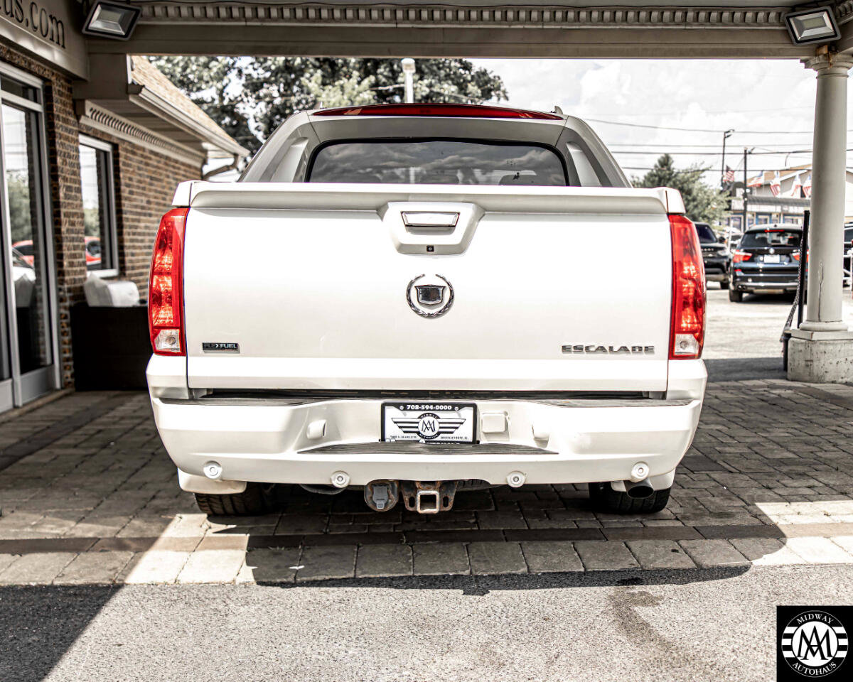 Used 2010 Cadillac Escalade EXT Luxury image 13