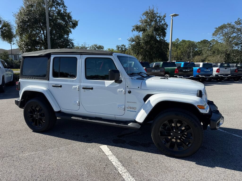 Used 2021 Jeep Wrangler Unlimited Sahara AWD/4WD image 1