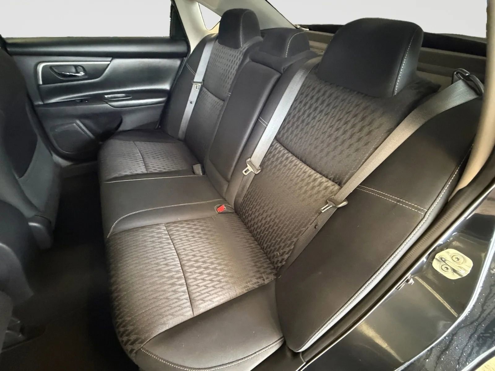 Used 2018 Nissan Altima 2.5 SV FWD image 48