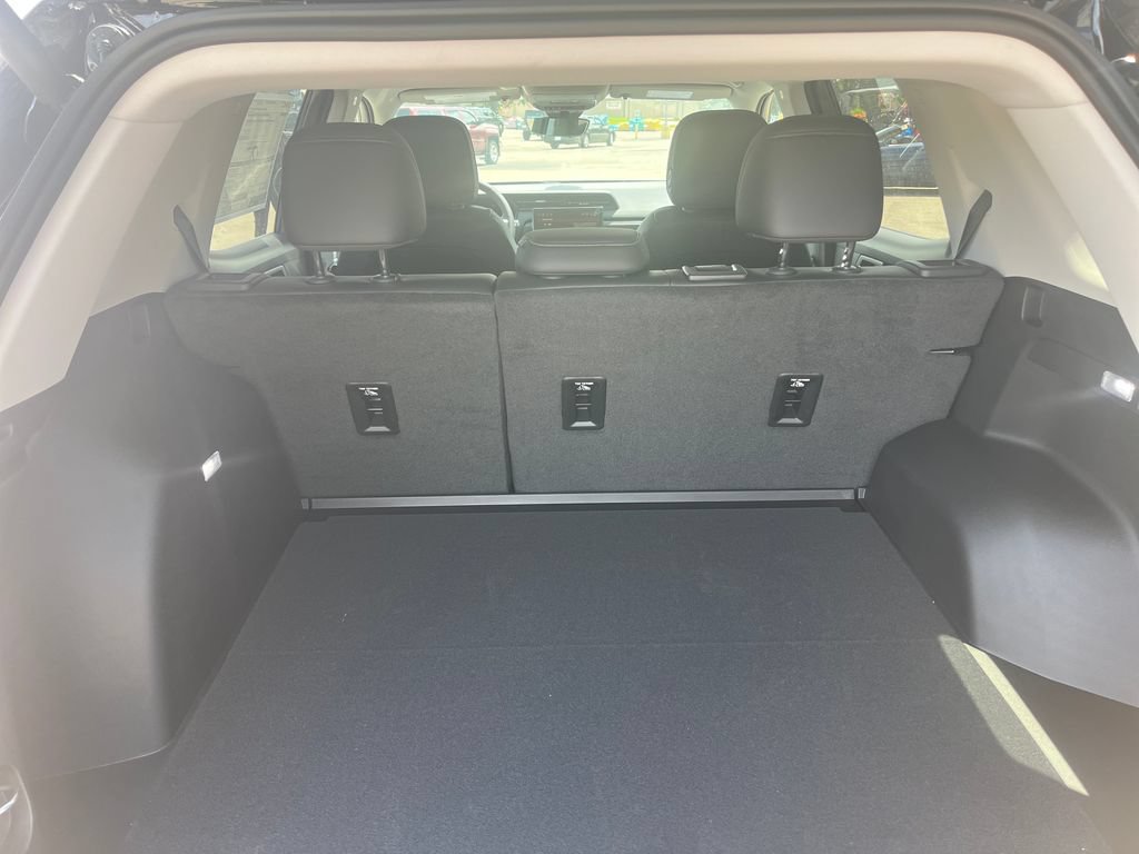 New 2026 GMC Terrain Denali w/ LPO, Floor Liner Package AWD/4WD image 17