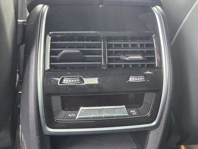 Certified 2025 BMW X7 xDrive40i w/ M Sport Package AWD/4WD image 26