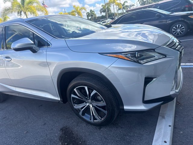 Used 2018 Lexus RX 350L FWD w/ Premium Package image 4