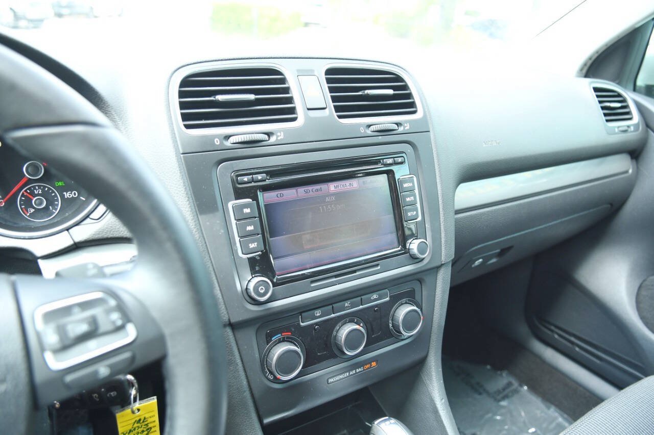 Used 2011 Volkswagen Golf TDI FWD image 32
