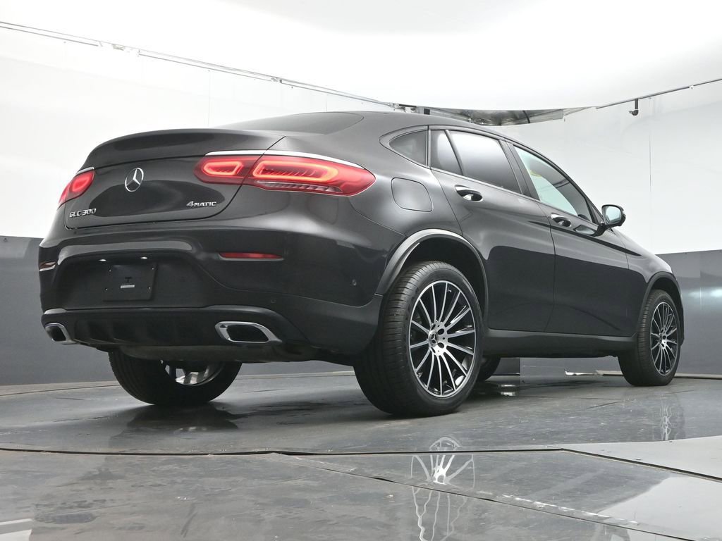 Used 2023 Mercedes-Benz GLC 300 4MATIC Coupe image 37