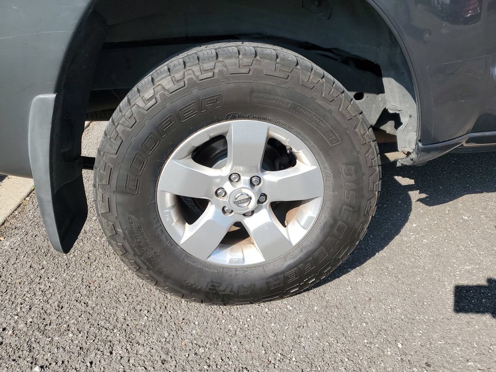 Used 2015 Nissan Xterra X RWD image 17