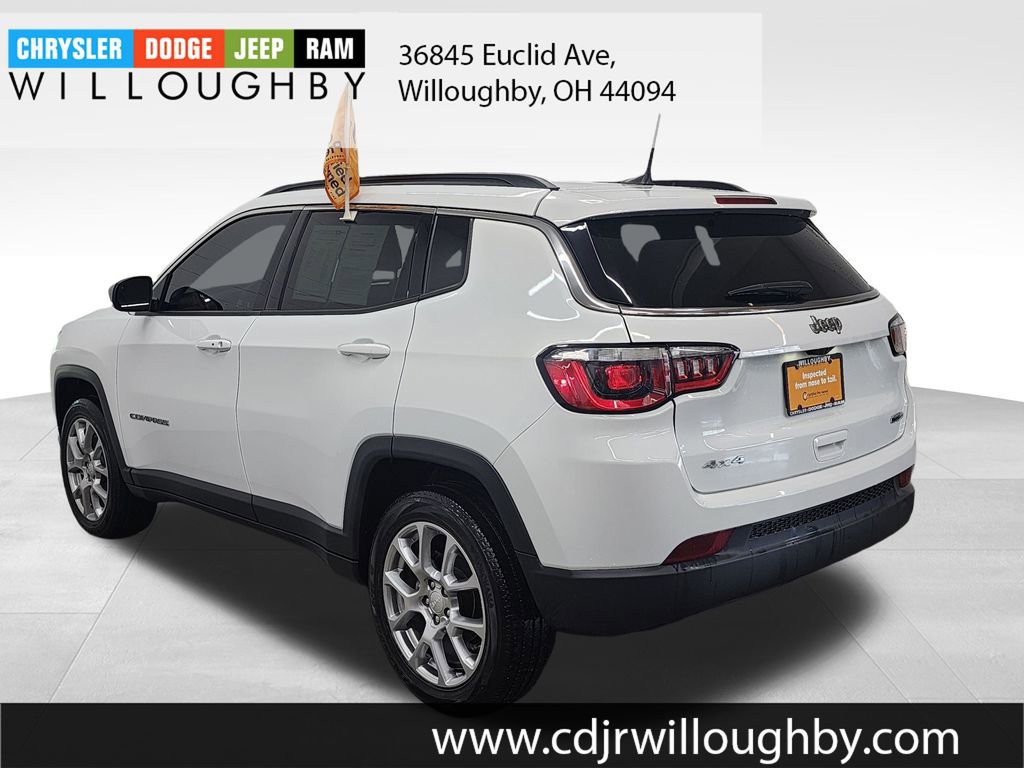 Used 2024 Jeep Compass Latitude image 6