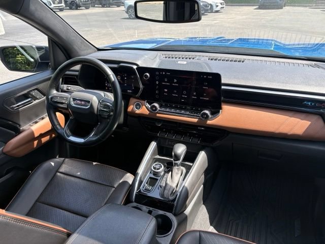 Used 2023 GMC Canyon AT4 w/ AT4 Premium Package AWD/4WD image 23
