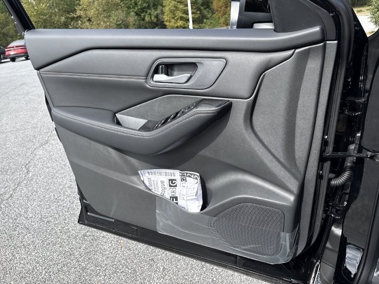 New 2027 Nissan Rogue Dark Armor FWD image 13