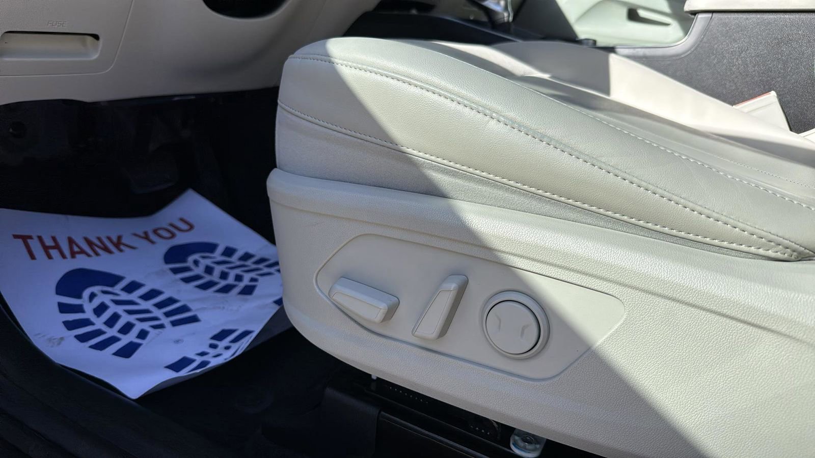 Used 2023 Kia Sorento EX w/ Panoramic Sunroof Package image 11