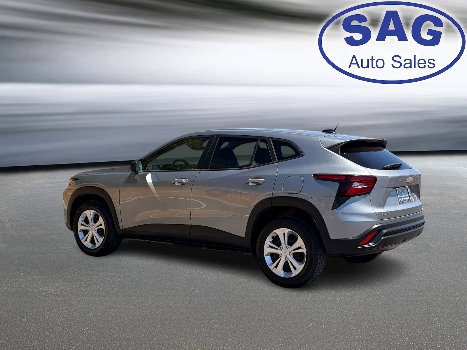 Used 2025 Chevrolet Trax LS image 8