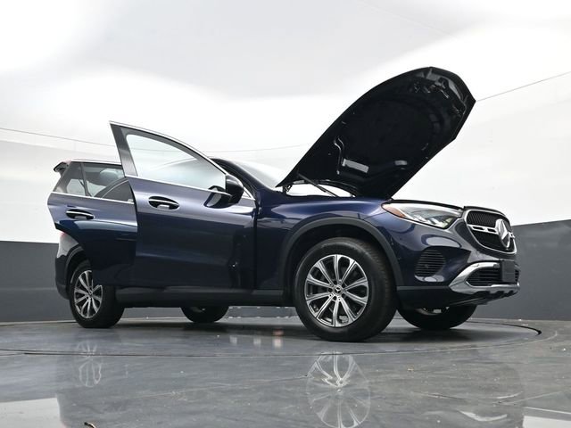 Used 2024 Mercedes-Benz GLC 300 image 41