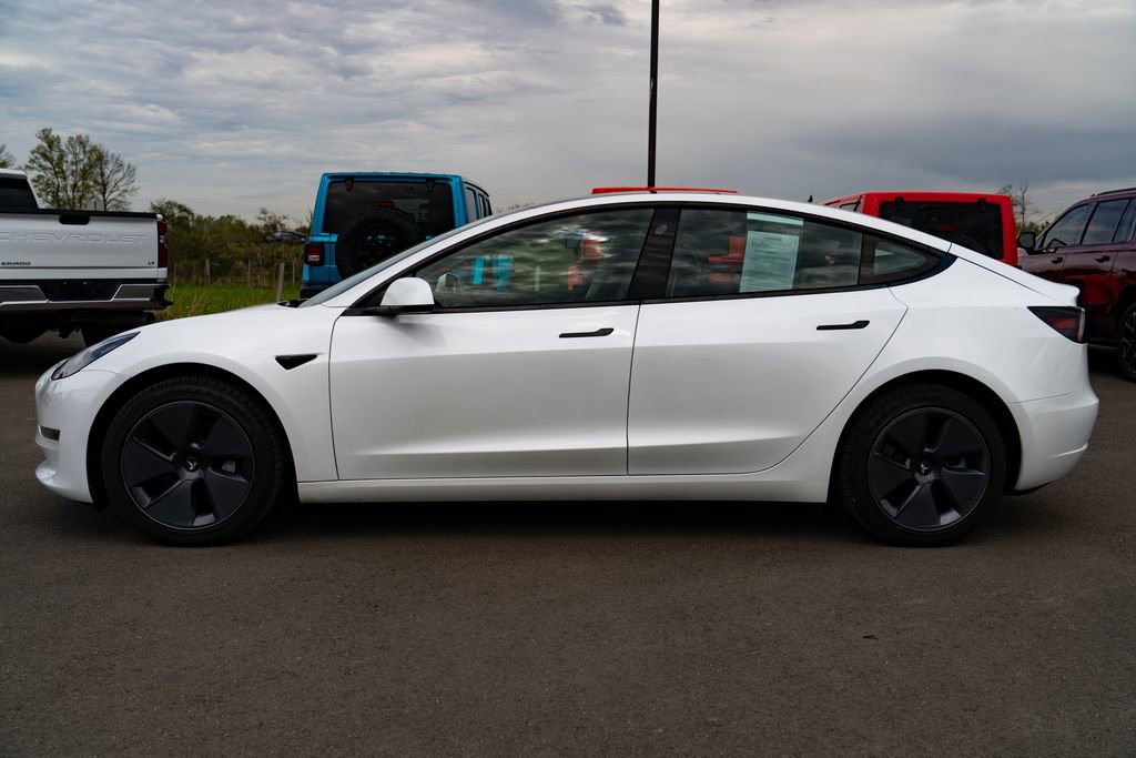 Used 2023 Tesla Model 3 Standard Range image 7