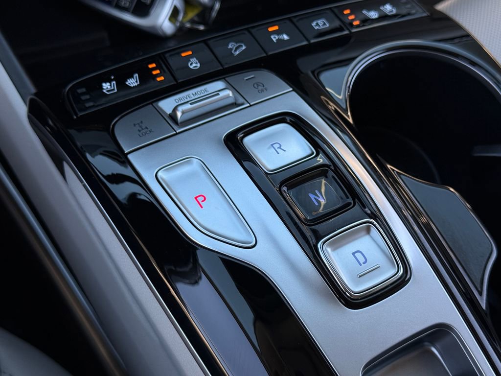 Used 2023 Hyundai Tucson Limited image 28