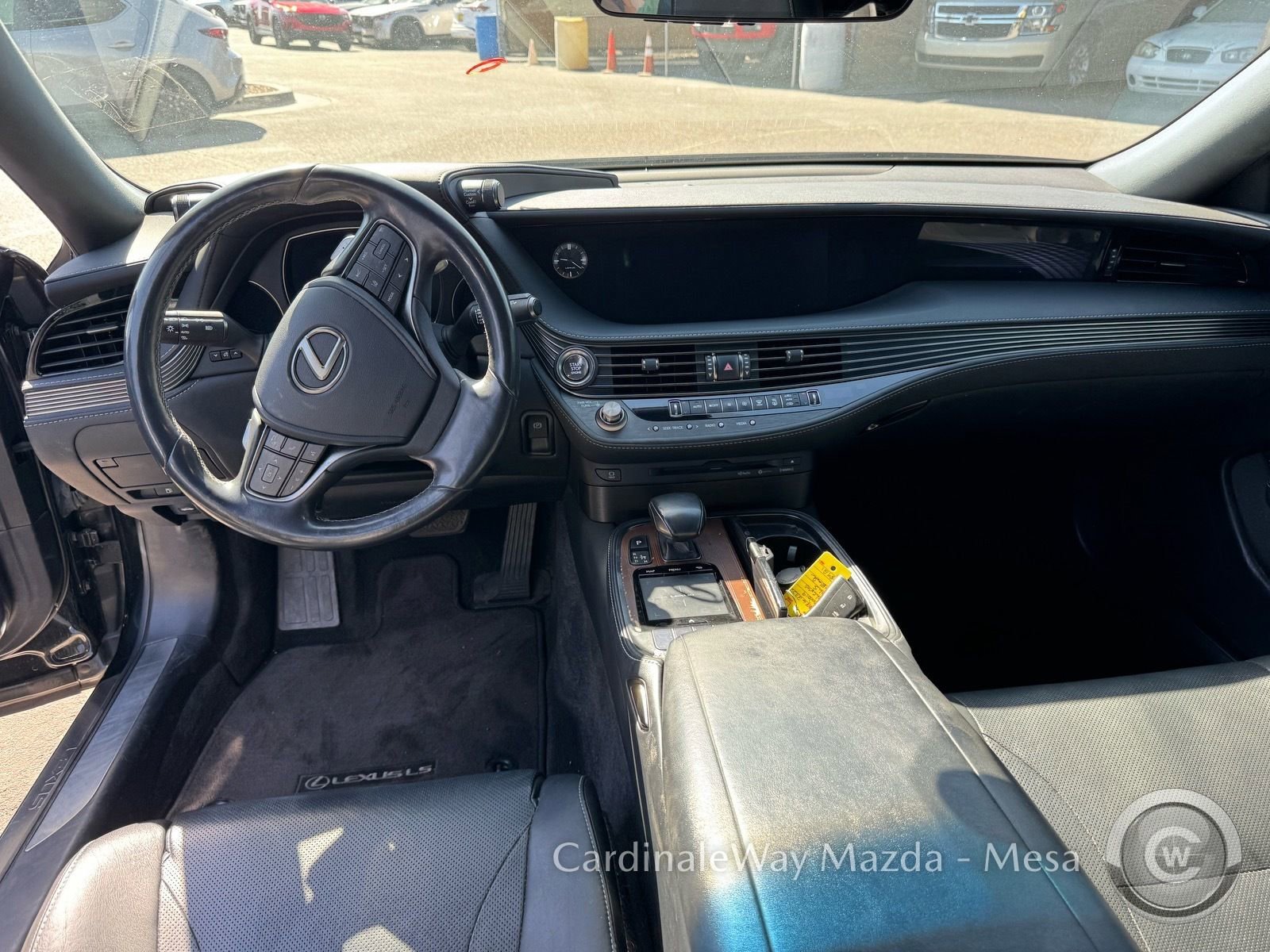 Used 2019 Lexus LS 500 w/ Accessory Package (Z1) RWD image 10