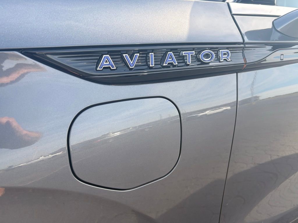 Used 2021 Lincoln Aviator Grand Touring w/ Equipment Group 302A image 9