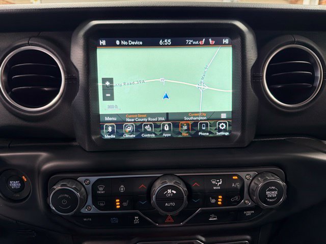 Used 2022 Jeep Wrangler Unlimited Sahara w/ Cold Weather Group AWD/4WD image 18