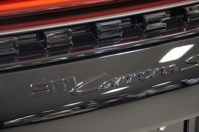 Used 2025 Porsche 911 Carrera S image 9