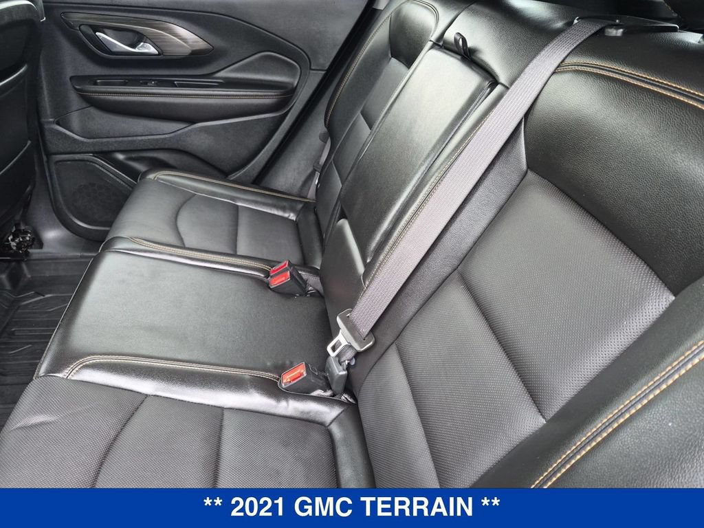 Used 2021 GMC Terrain SLT w/ Infotainment Package II AWD/4WD image 16