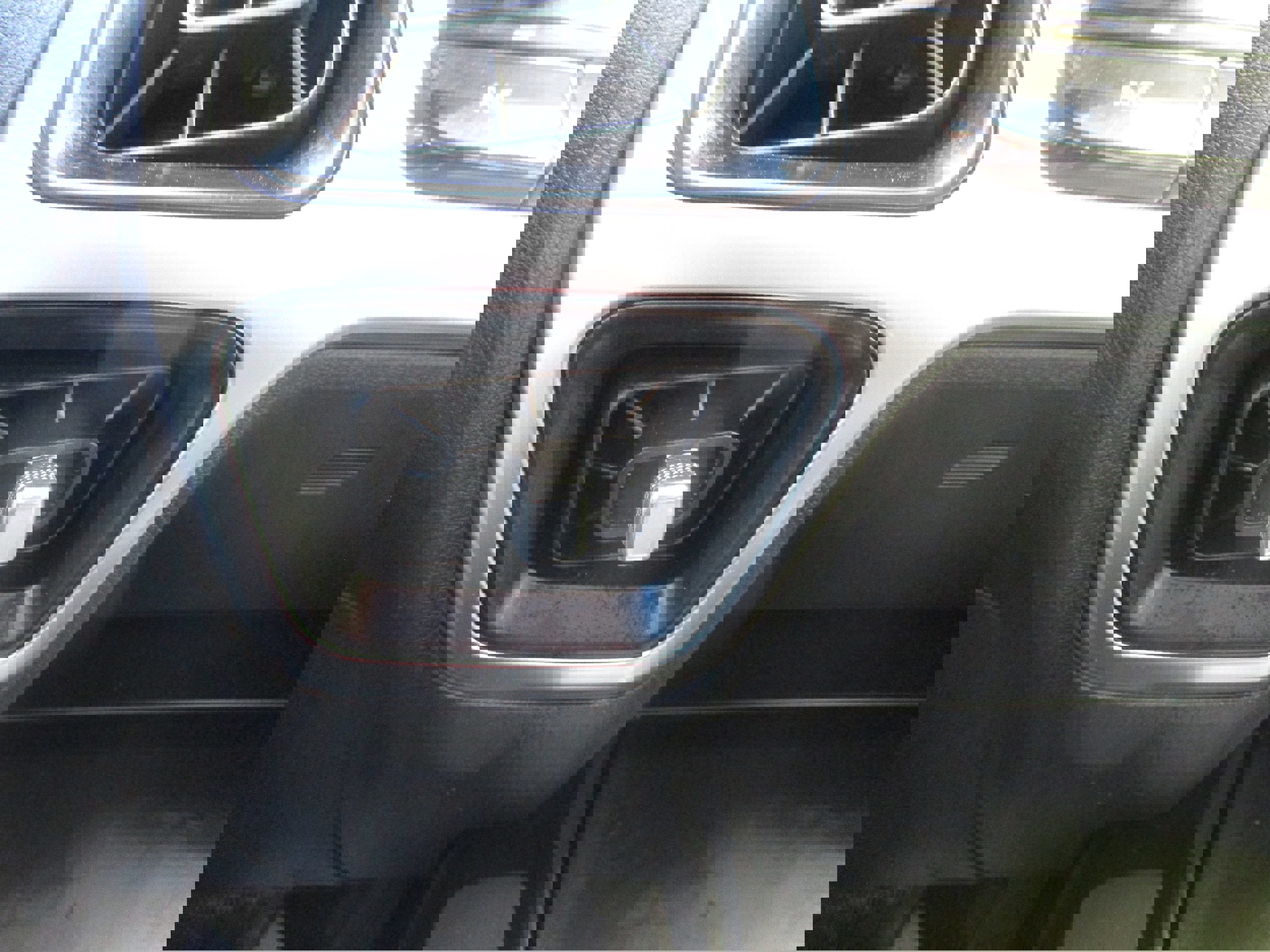 Used 2021 Kia Sorento LX image 17