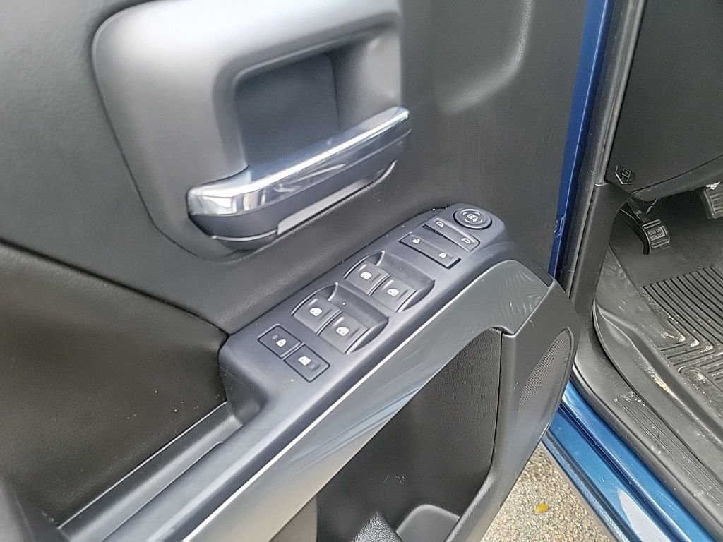 Used 2017 Chevrolet Silverado 1500 LT w/ All Star Edition image 12