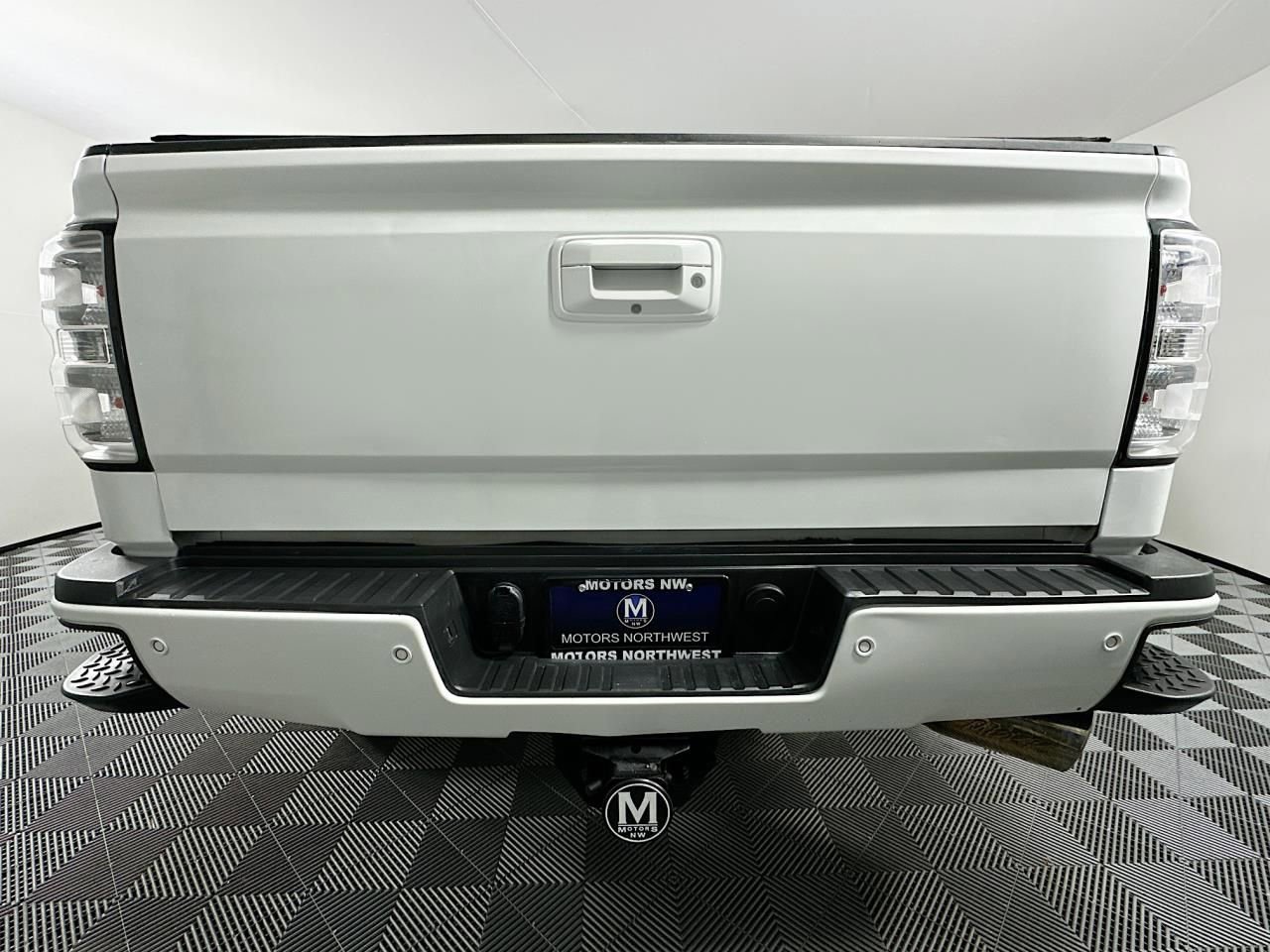 Used 2018 Chevrolet Silverado 2500 LTZ w/ Duramax Plus Package image 22