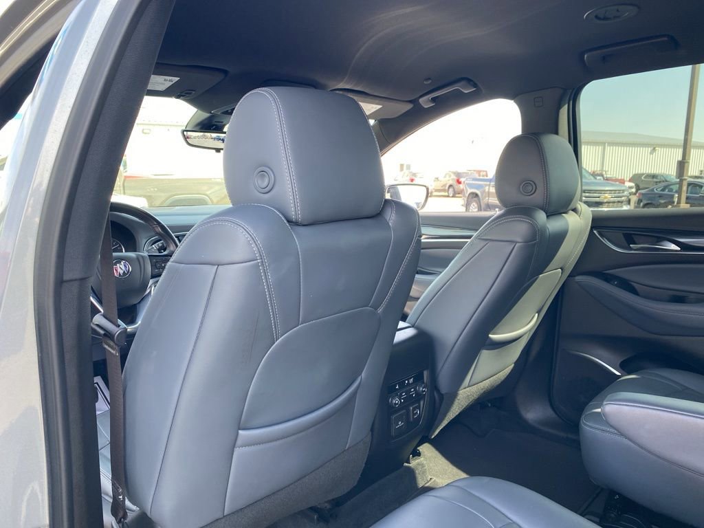 Used 2024 Buick Enclave Premium image 25