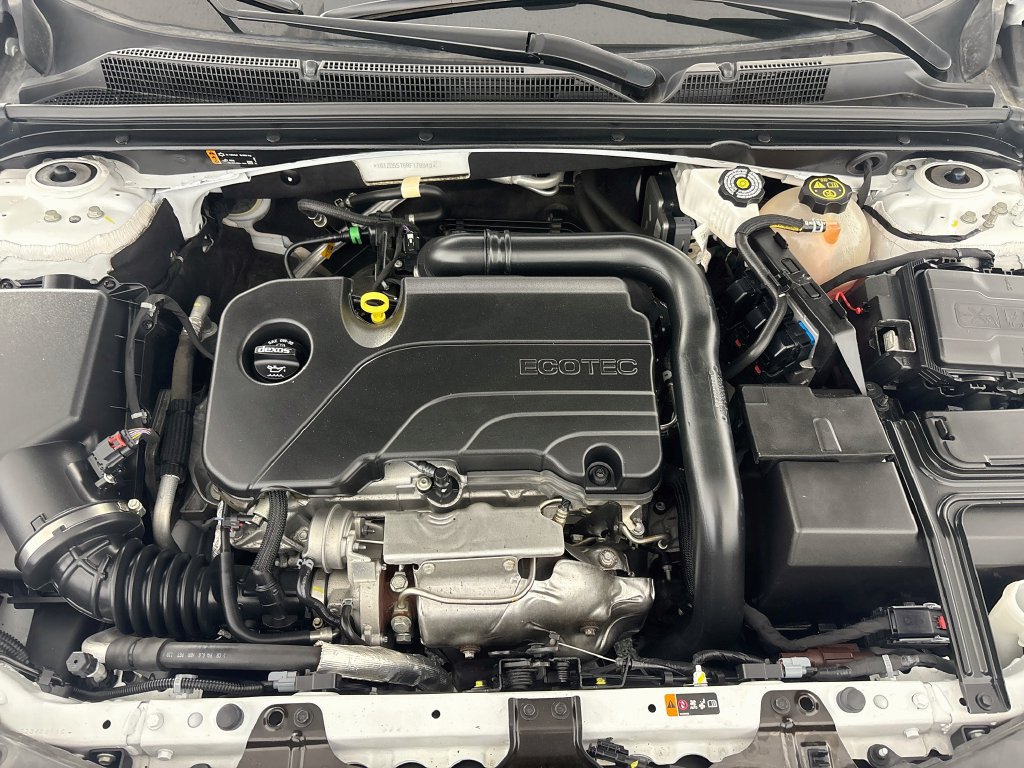 Certified 2024 Chevrolet Malibu LT FWD image 29