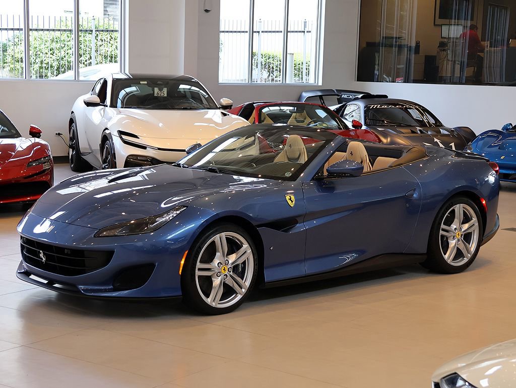 Certified 2020 Ferrari Portofino RWD image 12