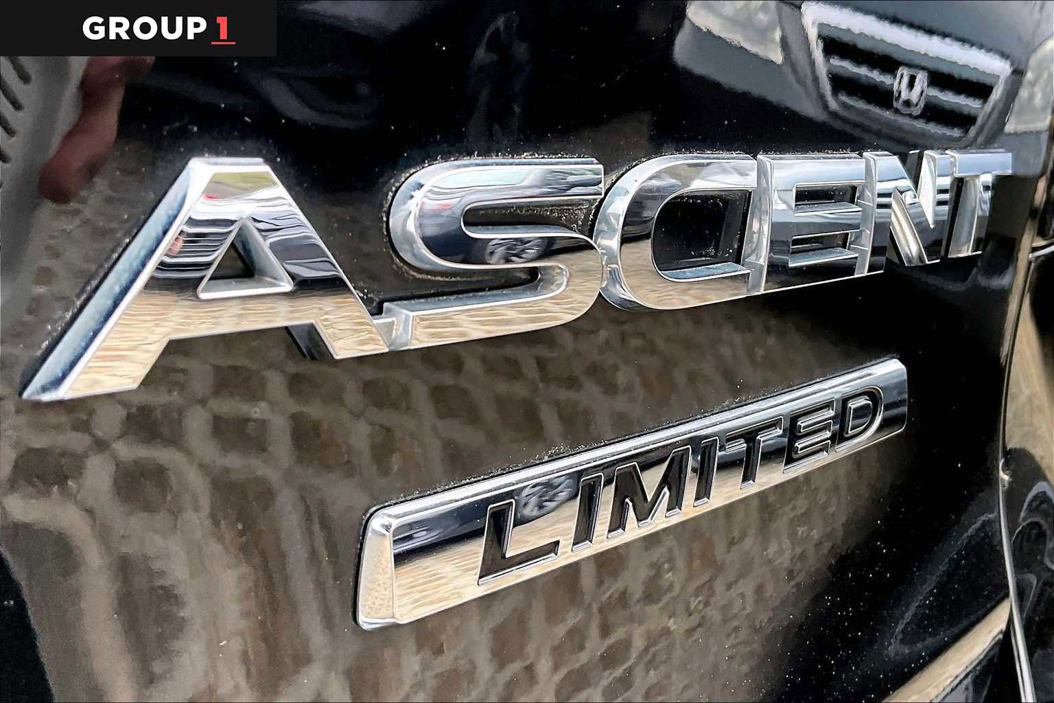 Used 2022 Subaru Ascent Limited w/ Technology Package image 9