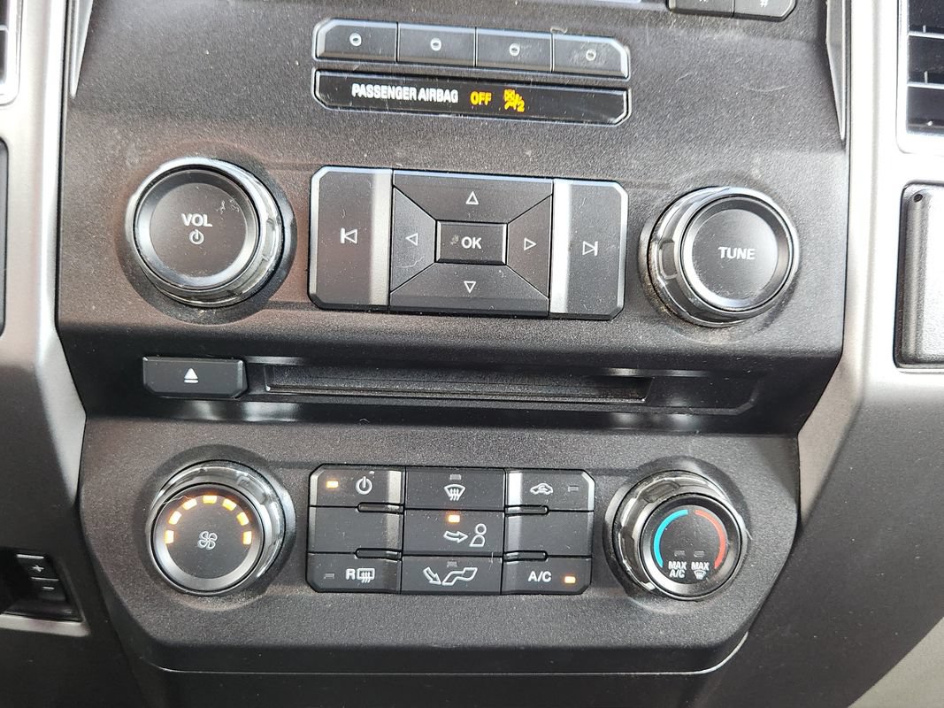 Used 2015 Ford F150 XLT w/ Equipment Group 301A Mid AWD/4WD image 22
