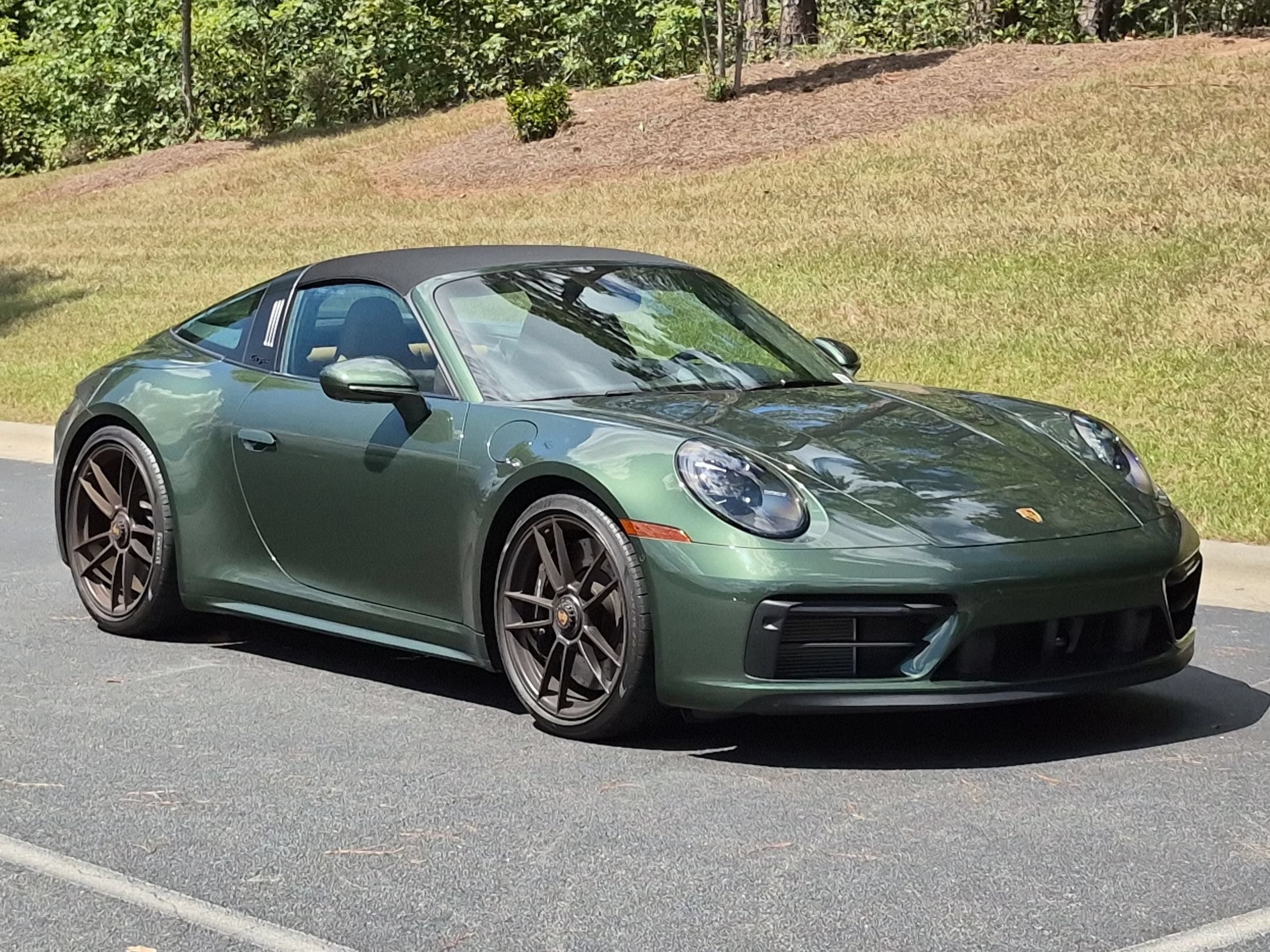 Certified 2024 Porsche 911 Targa 4 GTS AWD/4WD image 25