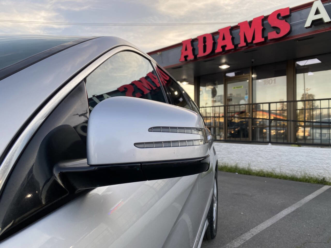 Used 2011 Mercedes-Benz R 350 4MATIC image 30