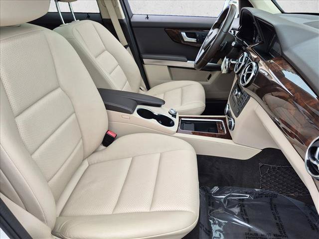 Used 2014 Mercedes-Benz GLK 350 2WD image 23
