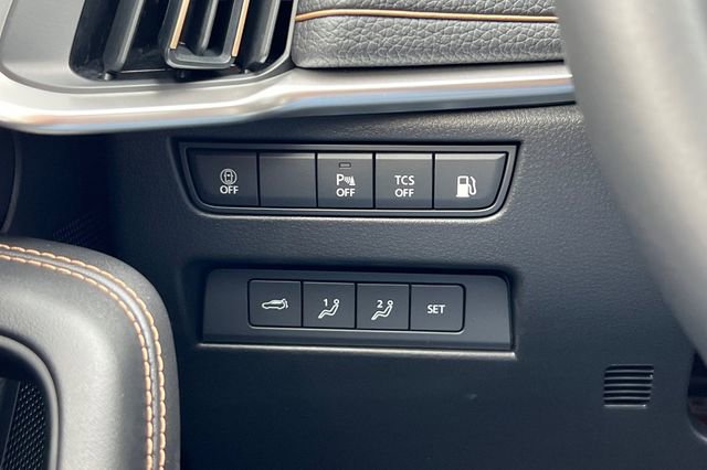 New 2025 MAZDA CX-90 Plug-In Hybrid w/Premium Sport image 31
