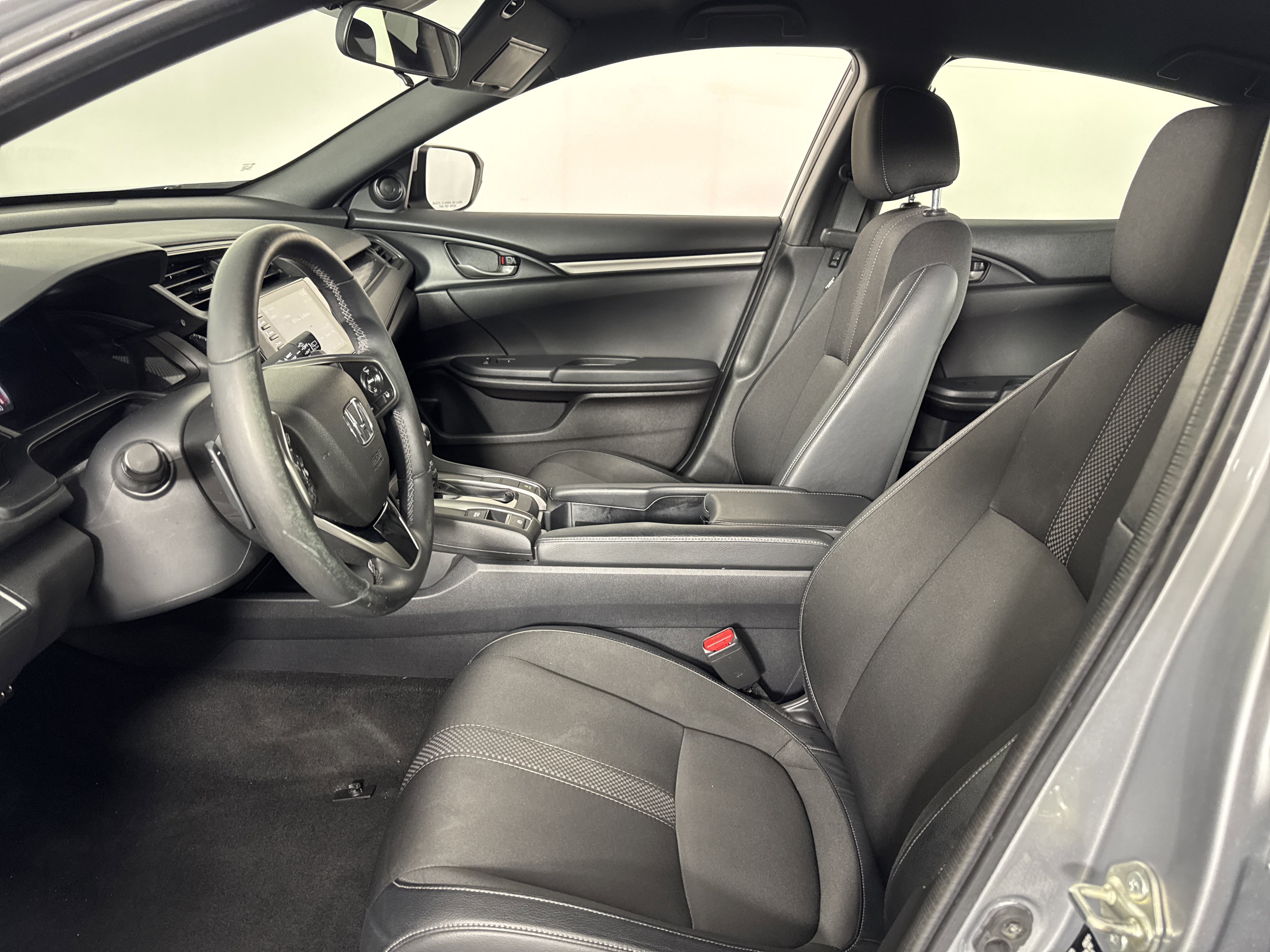 Used 2021 Honda Civic Sport image 15