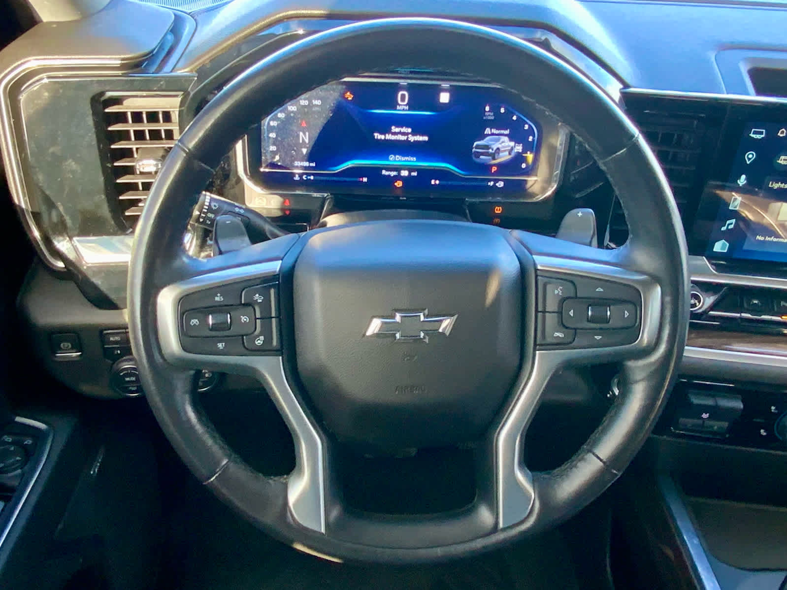 Used 2022 Chevrolet Silverado 1500 LT Trail Boss w/ LT Trail Boss Premium Package image 44